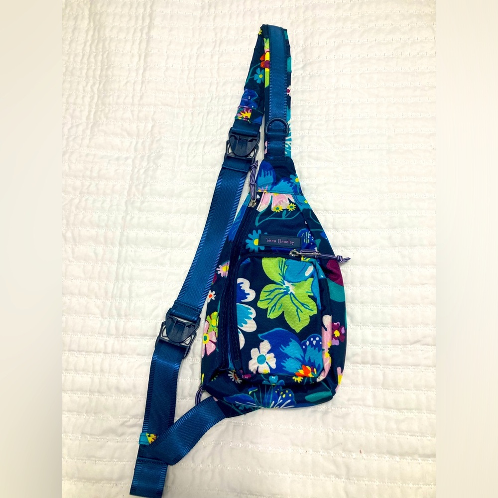 Vera Bradley Sling bag